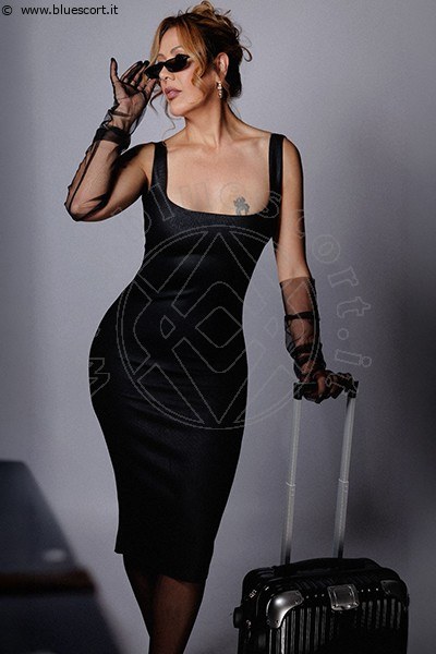 Foto Fernanda Sensual  Annunci Sexy Escort Brescia 3881749424