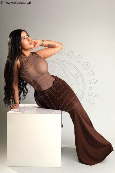 Foto Luciana Ferrari  Annunci Sexy Escort Vibo Valentia 3508525724